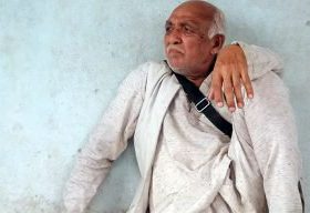 धनीपूर्जा बोकेर जग्गा खोज्दै हिँडेका वृद्ध दिनभरि थुनिए