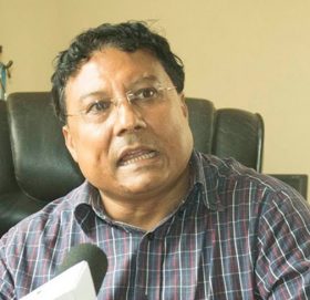 प्रेस काउन्सिलका कार्यबाहक अध्यक्ष श्रेष्ठलाई नहटाउन सर्वोच्चको आदेश