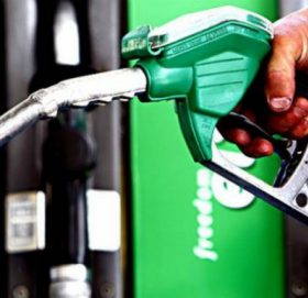 भारतद्वारा नेपाललाई पेट्रोलियम पदार्थमा बढेको नयाँ मूल्य सूची पठाईयो