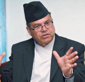 एमसीसीले सिङ्गो देश विभाजित भइरहेको: नेता खनालको भनाइ