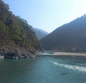 भारतले एकतर्फी हिसाबले गरेको तटबन्धका कारण नेपालतर्फ मोडिएको महाकाली नदी पुनः आफ्नै धारमा फर्काइने