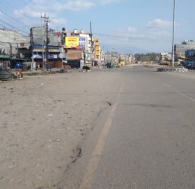 कर्णाली प्रदेशको राजधानी सुर्खेतको वीरेन्द्रनगरमा जारी कर्फ्यू हटाएर अनिश्चितकालीन निषेधाज्ञा जारी
