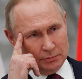 रुसी अर्थतन्त्र समस्यामा