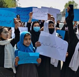 छात्रालाई पनि विद्यालयमा अध्ययनको व्यवस्था गर्नुपर्ने माग गर्दै अफगानिस्तानमा प्रदर्शन