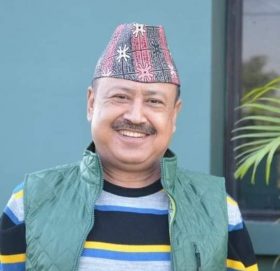 धनगढीमा गोपाल हमालक‍ो अग्रता कायमै, ७०५१ मतले पछि परे नृप वड