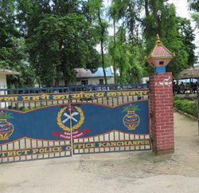 कञ्चनपुरमा प्रहरीद्वारा ट्राफिक सचेतना कार्यक्रम सञ्चालन