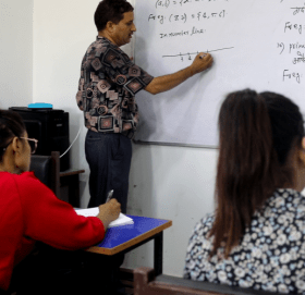 धनगढीको सुदूरपश्चिमाञ्चल एकेडेमीद्वारा निःशुल्क रुपमा सिम्याट कक्षाहरु सञ्चालनमा