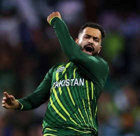 न्युजिल्यान्डलाई हराउँदै पाकिस्तान फाइनलमा