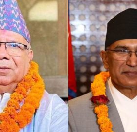 एमालेमा फर्कन माधव नेपाललाई विष्णु पौडेलको आग्रह