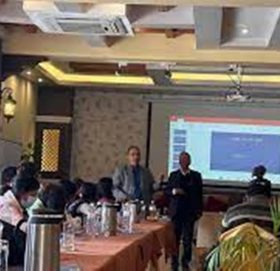 स्वास्थ्य नीति बनाउनुअघि अनुसन्धानको पक्षलाई प्राथमिकता दिनुपर्नेमा सरोकारवालाहरुकाे जोड