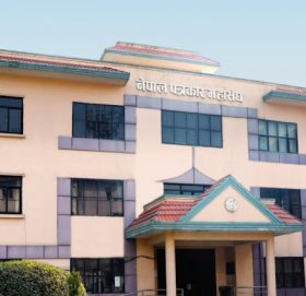 लामिछानेको अभिव्यक्ति आपत्तिजनक र अशोभनीय : नेपाल पत्रकार महासंघ