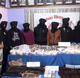 नेपालबाट बैंककमा चरेस तस्करी गर्ने प्रयास