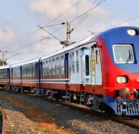 नेपालको कुर्थाबाट भारतको जयनगरसम्म शुक्रवारदेखि दिनको चार पटक रेल आउजाउ हुने