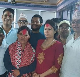 सगरमाथा आरोही रोकायालाई रास्वपाको सम्मान