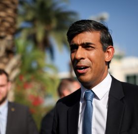 इजरायल पुगे बेलायती प्रधानमन्त्री सुनक