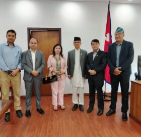 मर्यादित र उच्च मनोबलका साथ व्यवसाय गर्ने वातावरणका लागि महासंघद्धारा गृहमन्त्रीलाई आग्रह